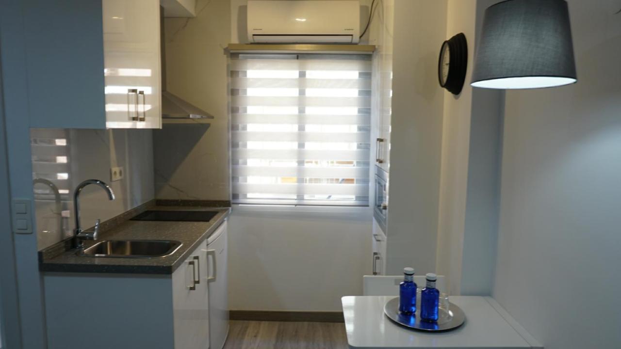 La Bella Malagueta Apartment มาลากา ภายนอก รูปภาพ
