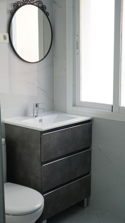 La Bella Malagueta Apartment มาลากา ภายนอก รูปภาพ