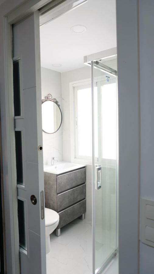 La Bella Malagueta Apartment มาลากา ภายนอก รูปภาพ