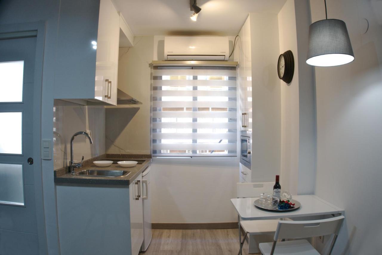 La Bella Malagueta Apartment มาลากา ภายนอก รูปภาพ