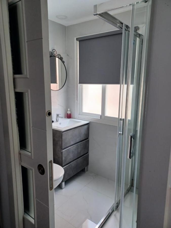 La Bella Malagueta Apartment มาลากา ภายนอก รูปภาพ
